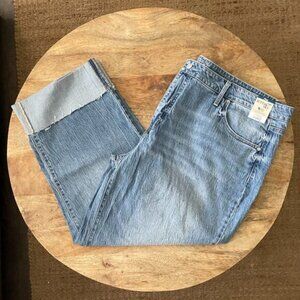 NEW 22W Women's Medium Wash High Rise Jeans